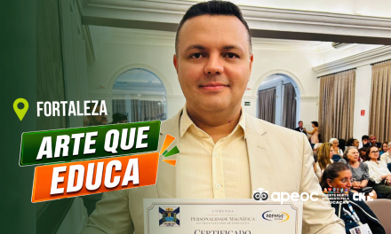 DIRETOR JURÍDICO DA APEOC RECEBE COMENDA DO TRICENTENÁRIO DE FORTALEZA EM SOLENIDADE DE POSSE NA ALAF